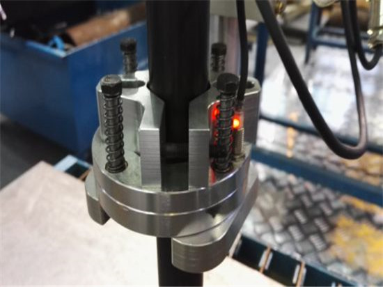 सीएनसी प्लाज्मा काटने की मशीन कॉर्टे प्लाज्मा मशाल