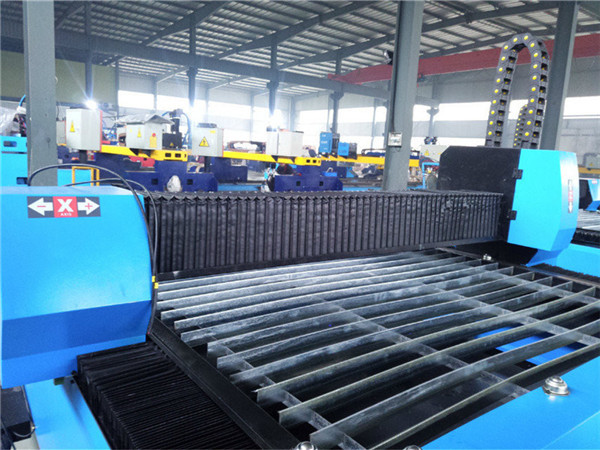 इस्पात / लोहे / प्लाज्मा तेज मशीन / सीएनसी प्लाज्मा काटने की मशीन कीमत के लिए चीन Jiaxin धातु काटने की मशीन