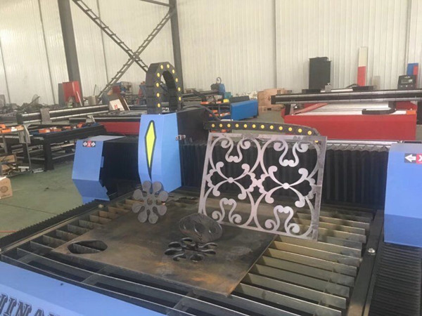 चीन धातु काटना मशीनरी सीएनसी प्लाज्मा धातु काटने की मशीन में बनाया गया