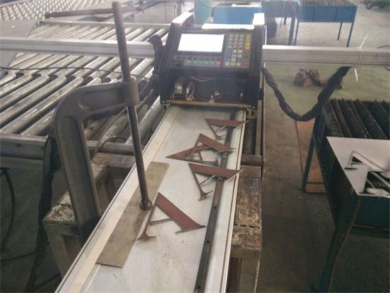 चीन में धातु काटने सीएनसी प्लाज्मा कटर मशीन