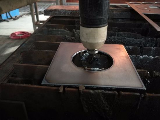 पोर्टेबल प्रकार प्लाज्मा धातु काटने की मशीन मिनी सीएनसी मशीन